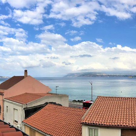 Vecchia Paradiso - A Un Passo Dal Mare メッシーナ エクステリア 写真
